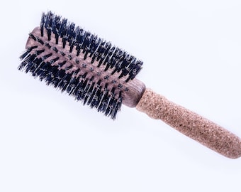 The Lola Brush (Large) - The Bristle Brush Company London