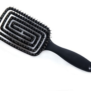 The Zara Brush (Black) - The Bristle Brush Company London