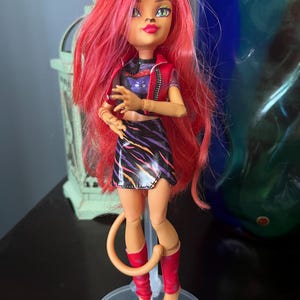 Monster High Gorgeous Toralei Stripe Doll Not Complete!