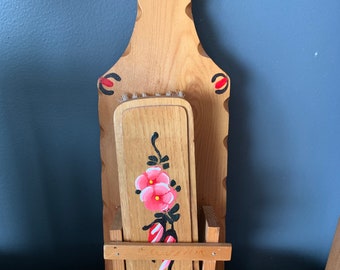 Brosse à chaussures vintage avec fleurs peinte à la main, décoration murale, 1960s