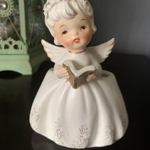Vintage Singing  Angel, Holding Book,  Planter, Lovely piece, Very Cute, Kitschy, Kitsch, Japan, Giftcraft.