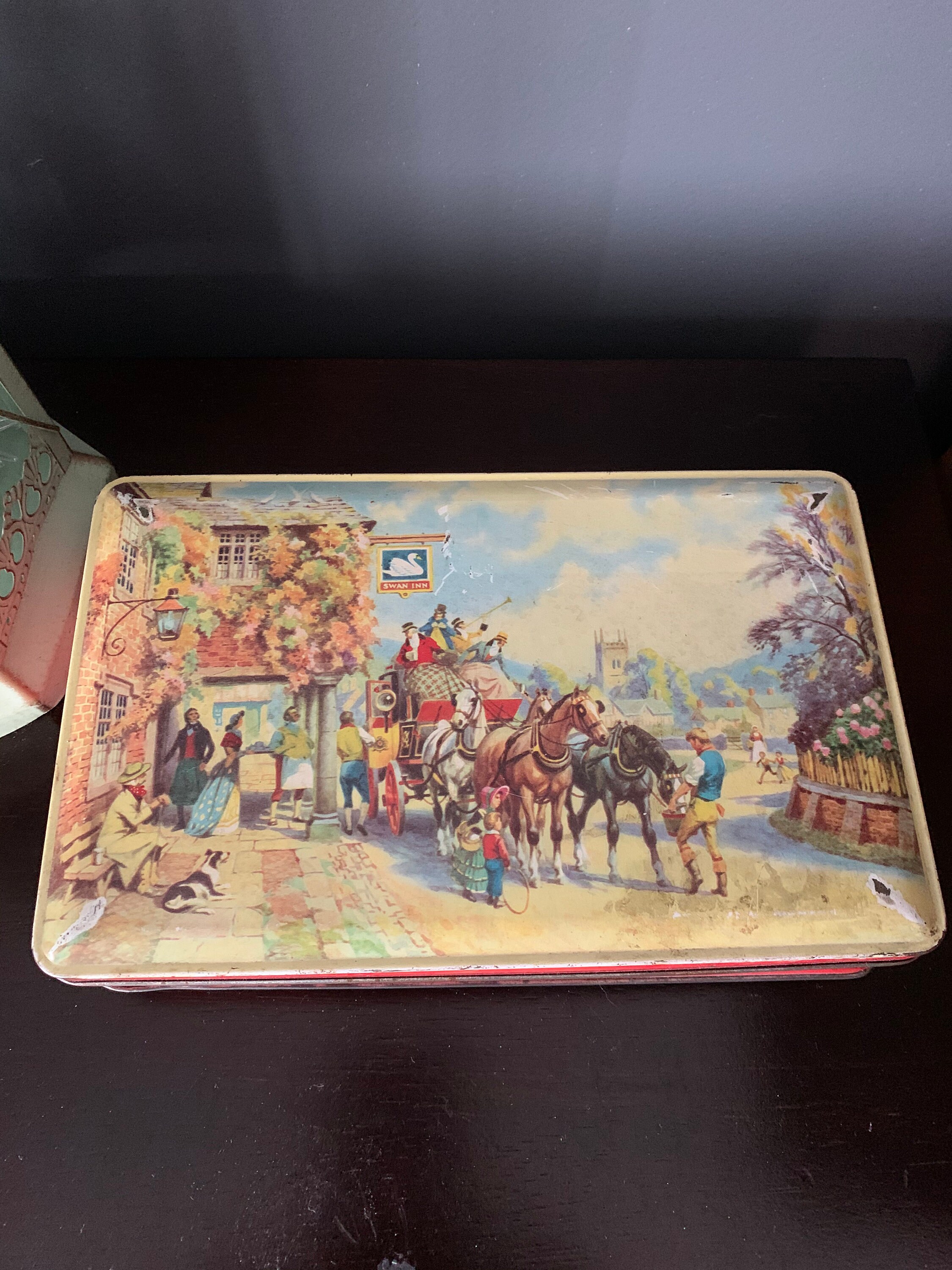 Vintage Blue Bird Toffee Tin England, Harry Vincent Ltd., Swan Inn, Horse Carriage, Watering Horses,  Vintage Tin, English Village, Gorgeous