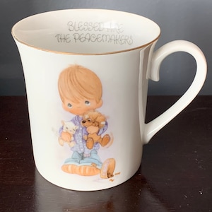Vintage Precious Moments Mug “Blessed Are The Peacemakers”, 1978 Jonathan & David, Enesco Precious Moments, Gorgeous Mug!
