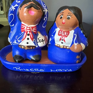 Wonderful Souvenirs Salt & Pepper Shakers with Tray Riviera Maya, Mexican Art, Mexican Man and Woman, Handcrafted, Hand Painted, Cobalt Blue