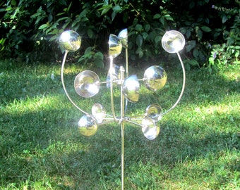 Wind Flower V | Wind Spinner | Yard Art  | Gardening Gift  | Metal Garden Decoration |  Kinetic Wind Sculpture | Spinner on Stand