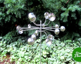Yard Art Wind Flower IX | Metallblommaträdgårdskonst Trädgårdspåke Trädgårdskonstskulptur Vårgåva Kinetisk snurra Metallblommaträdgårdspåkar