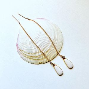 White threader gold plated earrings, threader white drop earrings for woman, minimalist threader long chain earrings, gold threader earrings