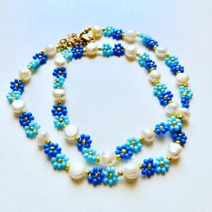 Daisy flower pearl seed bead choker necklace, summer blue daisy flower necklace choker gift for her women girl,hand-beaded choker necklace