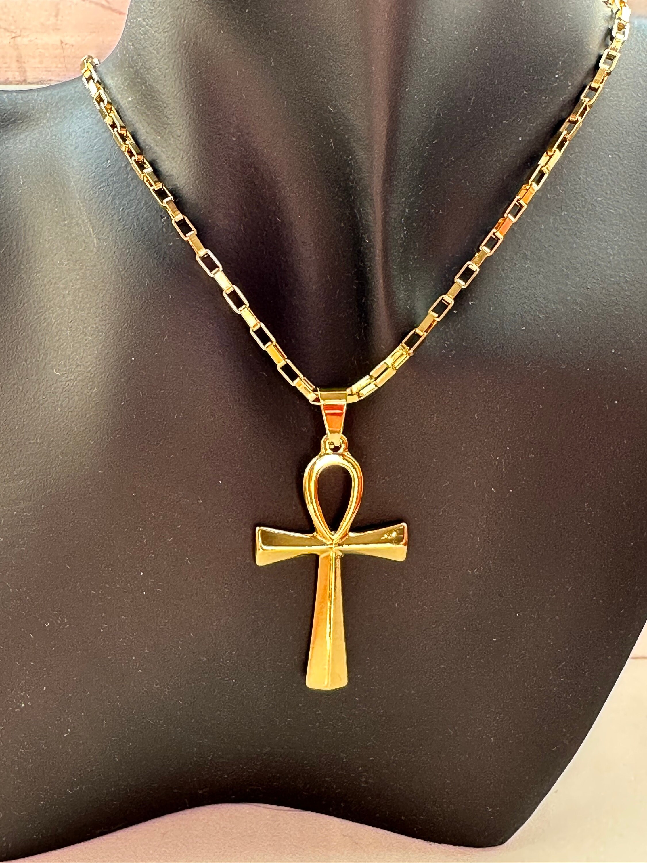 collier, boucles d'oreilles en acier inoxydable #collier #bouclesdore