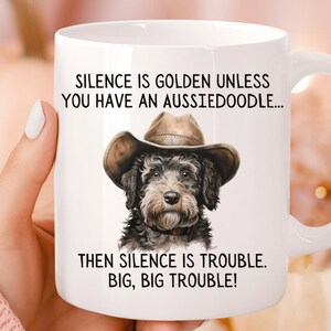 Caneca Aussiedoodle, presente engraçado de Aussiedoodle, mãe Aussiedoodle, presente de amante de Aussiedoodle, citações de Aussiedoodle, caneca de citação Doq
