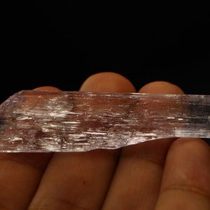Pink Kunzite Crystal, Natural Kunzite, Terminated Kunzite, Kunzite Specimen, Raw Kunzite, Top Grade Kunzite, Kunzite Gemstone,