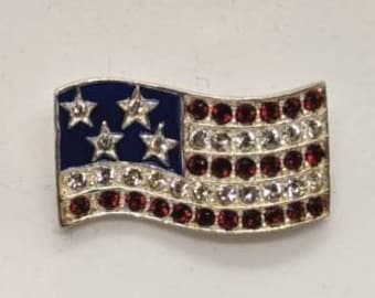 Vintage US stars and stripes flag brooch on silver tone metal, vintage brooch, costume jewellery, vintage jewellery