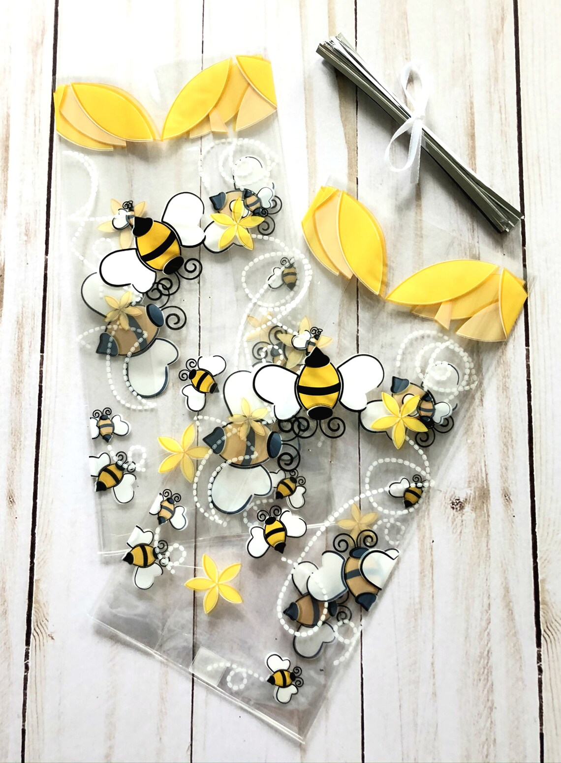 20 Bumble Bee Party Favor Bags Honey Bee Cello Bags Bee Etsy