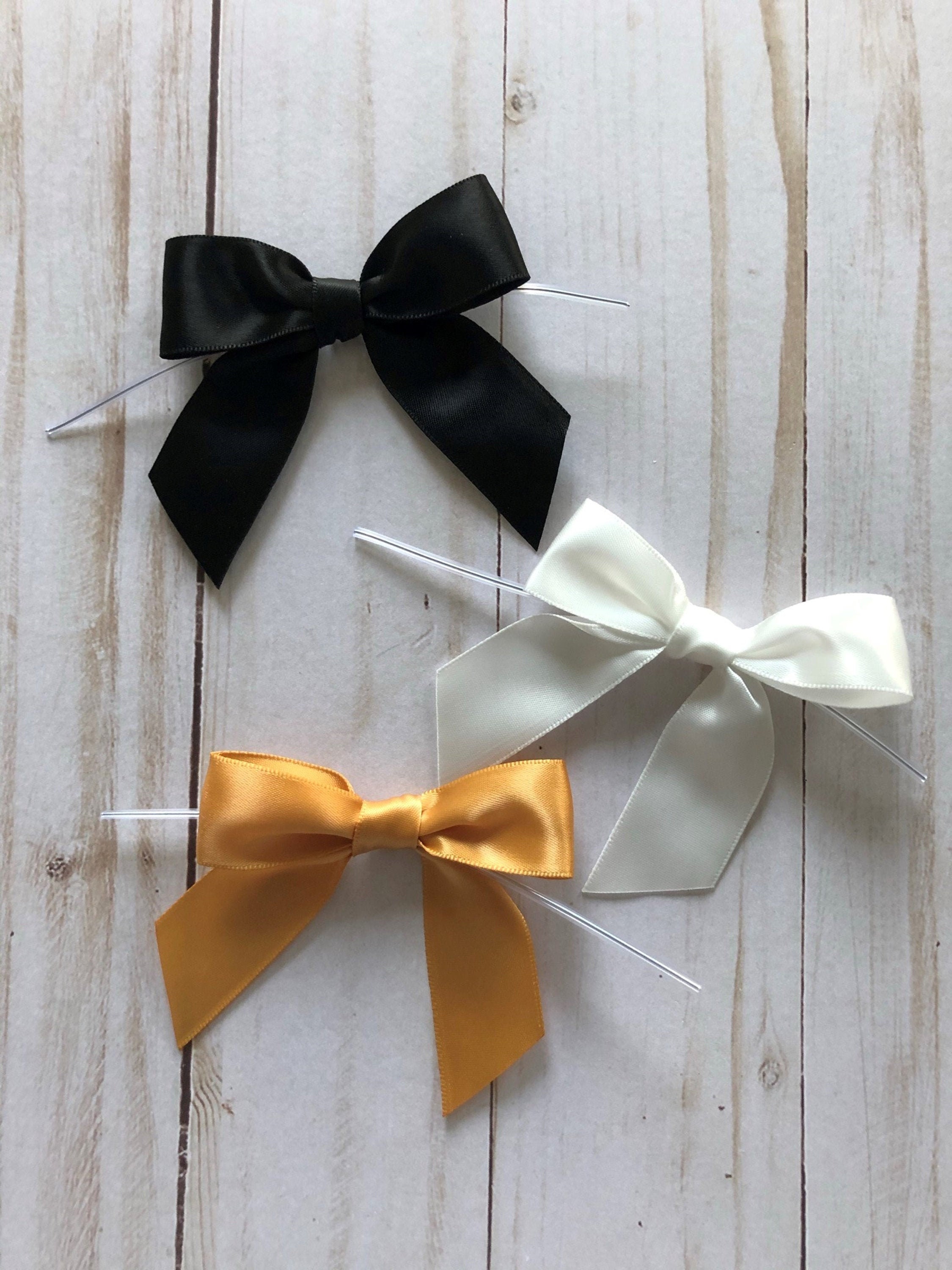  Gold Twist Tie Bow, 30 Pack Small Bows for Crafts, Christmas Gold  Bows for Gift Wrapping, Mini Pretied Satin Ribbon Bows, Twist Tie Bows for  Treat Bags Premade Tiny Bows for