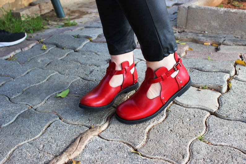 Brown oxford ankle boots, Leather flat ankle boots, Minimalist ankle boots image 8