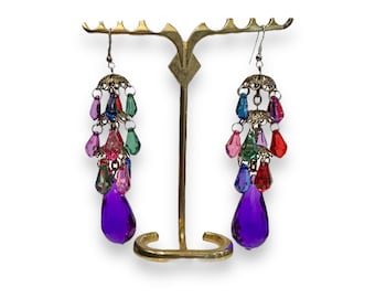 Vtg Lucite Chandelier Earrings / Faceted Teardrop Lucite Bead Triple Layered Chandelier Earrings / Purple Pink Green Blue Lucite / 4.25"L