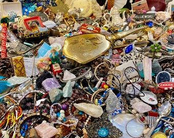 Witch Confetti & Curiosities FROM PICTURED LOT - Crystals Jewelry Pendants Oddities Keys Pins Altar Offerings Charms 1, 3, 4 lbs