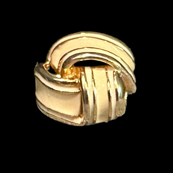 Vintage Signed 18K GE Gold Plated Enamel Swirl Knot Ring / Beige Enamel & Gold Knot Dome Ring / Vtg Ribbon Knot Ring / Size 8