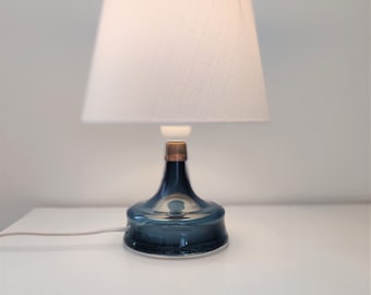 lampe de bureau bleue Orrefors, designer Carl Fagerlund Suède