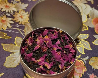 Té de Assam, pétalos de rosa y escaramujos.