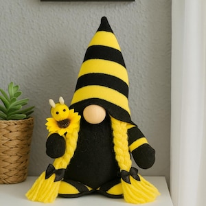 Handmade bumblebee Gnome with Sunflower, Nordic, Gonk, Swedish Tomte,