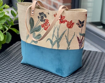 Patchwork floral fabric tote bag, zippered pocket with natural leather handle, unique piece!