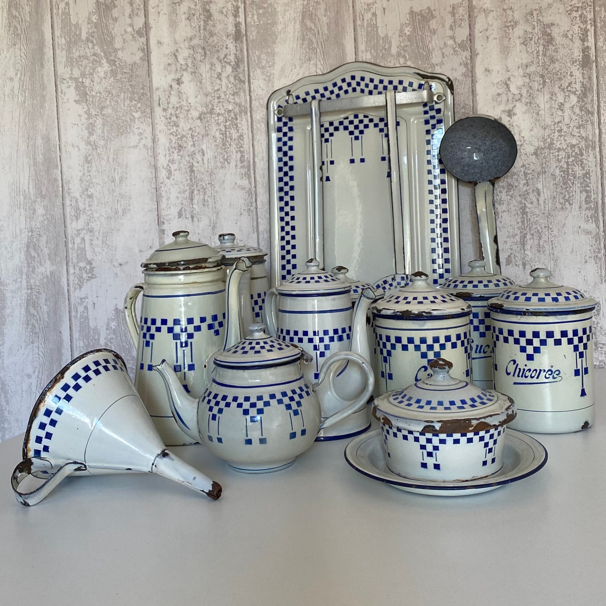 Pots et cruche lustucru ancien - Décoration