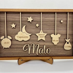 Moldura de nascimento de madeira personalizada
