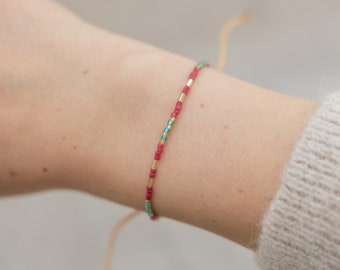 Colorful beaded bracelet "Golden Berries" | Miyuki Delica glass beads | adjustable macrame knot