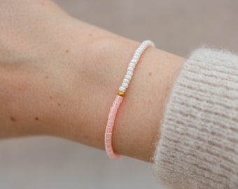 Pearl bracelet "Ballet Slippers" | Glass beads | Cotton bracelet | Adjustable macrame knot
