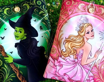 Wicked – Elphaba & Glinda | Padded Sleeve for Book or iPad – Gift for Readers and Fans of Wicked and The Wizard of Oz