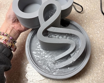 3D Printed Desktop Water Fountain with Planters attached, Zen Style Water fountain, Current Calming Tabletop Fountain and Planter