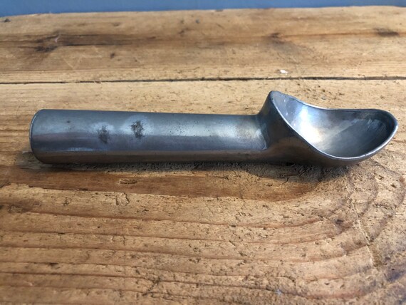 old style ice cream scoop