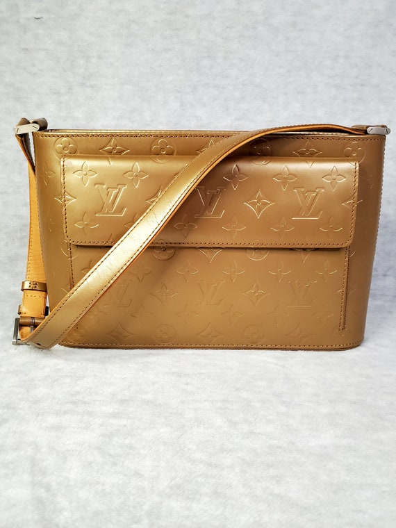 Louis Vuitton Gold Mat Vernis Leather Monogram Logo Sutter