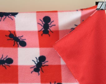 Picnic Blanket Ants Fleece XL Throw/Blanket