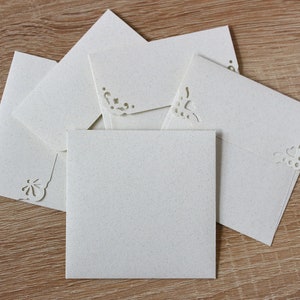 25 mini enveloppes carrées, papier blanc craie recyclé, paquets de graines de mariage faits à la main, alternative au livre d'or, enveloppes de carte-cadeau