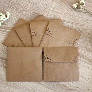 25 petites enveloppes carrées, enveloppes kraft côtelées brunes pour des cadeaux de mariage, livre d'or de mariage rustique fait main