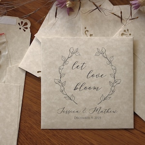 25 enveloppes de graines de cadeau de mariage - sachets de graines personnalisés - petites enveloppes carrées imprimées personnalisées Let Love Bloom - cadeaux de mariage imprimables
