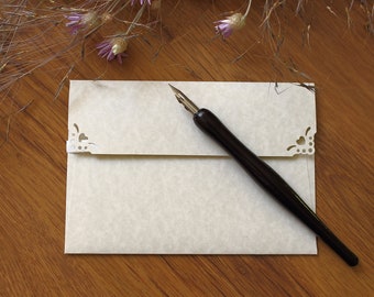 25 C6 Parchment Natural Envelopes for Wedding Invitations, Thank You Cards, Gift Card Envelopes - 4x6&quot; Photo DIY Cards - Handmade Envelopes
