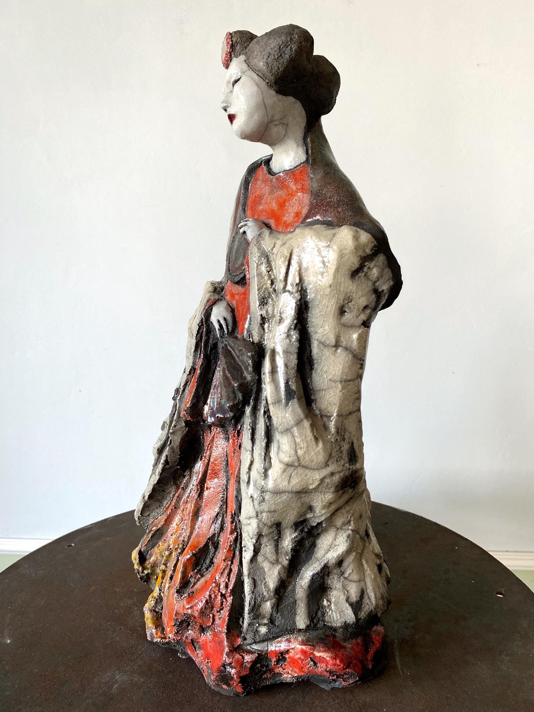 Amaterasu - Shinto Goddess of the Sun and Illumination | Raku