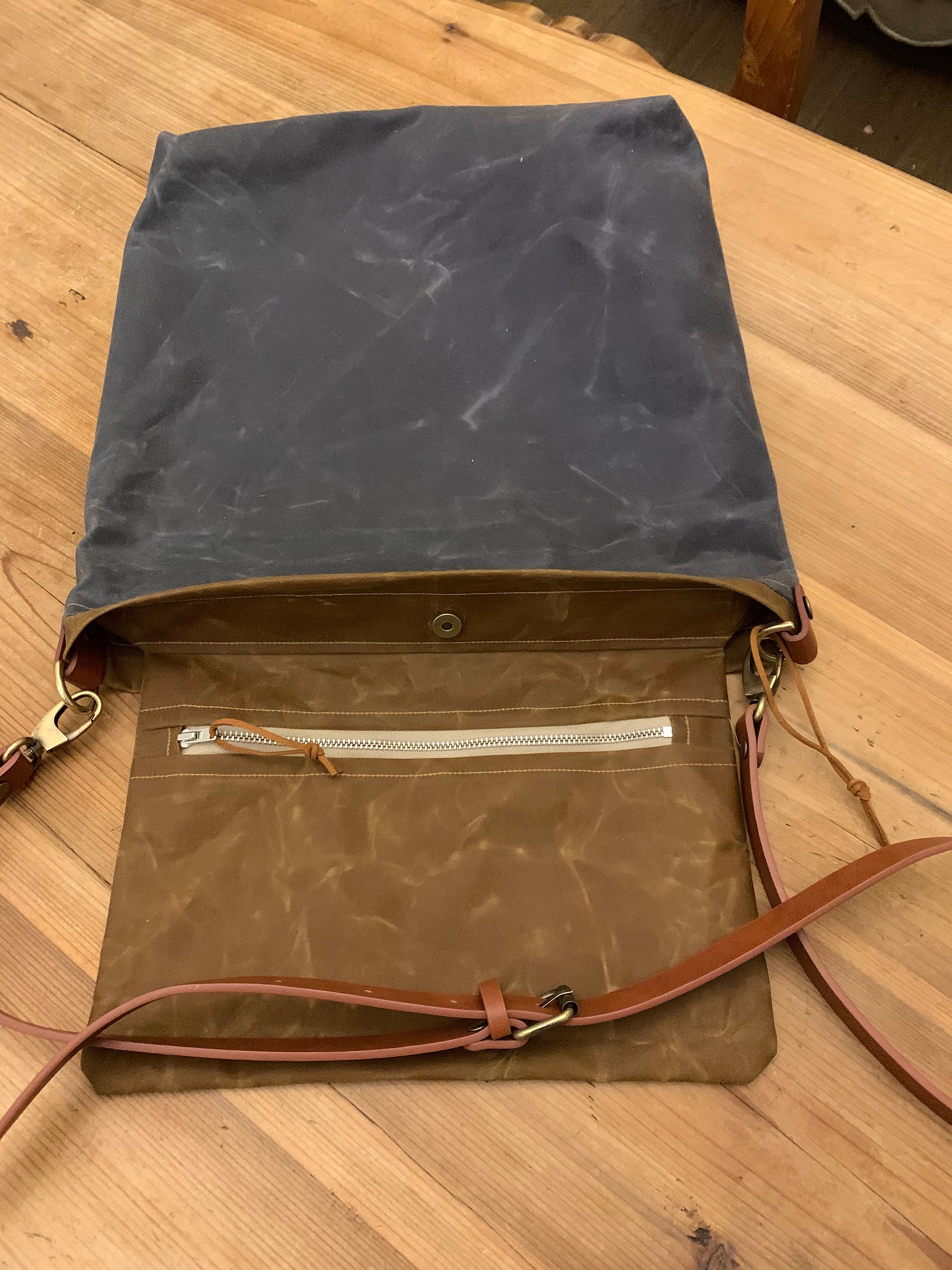 Waxed Cotton, Crossbody bag, Over the shoulder Bag, unisex bag, vegan leather