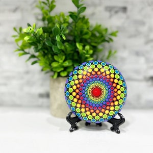 Hand Painted Dot Stone