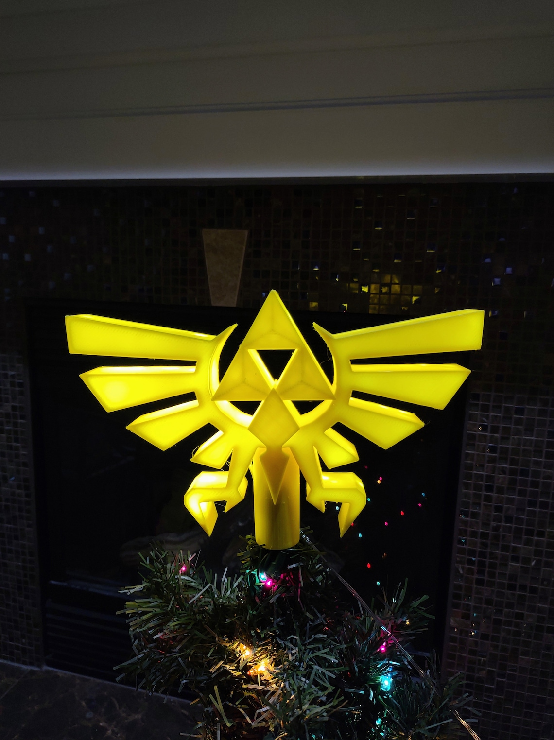 3D Printed Triforce Crest Tree Topper with lights