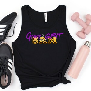 Canotta da allenamento, Grace & Grit Inizia alle 5 del mattino Canotta, Camicia fitness, Serbatoio esercizio, Camicia da allenamento, Camicia atletica, Canotta da palestra