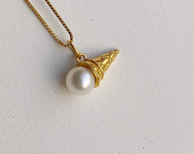 Gelato Icecream Sorbet Natural Real Fresh Water Pearl Pendant Ice Cream Waffle Cone Necklace