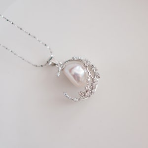 Handmade 18K gold Moon and Stars Natural fresh water pearl 925 sterling silver White Gold pendant necklace