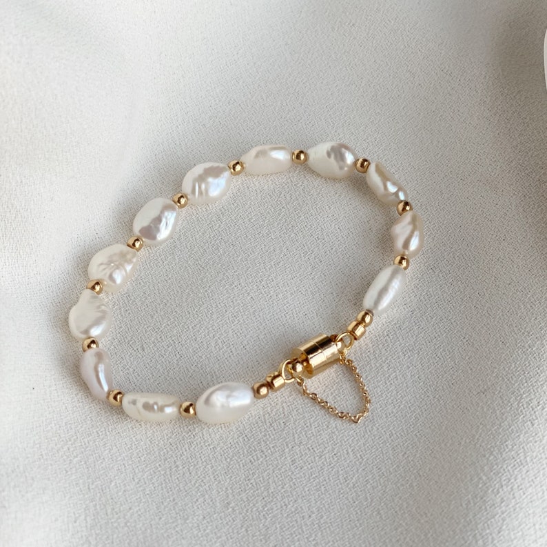 Handmade 18K Gold Gold Bead Fresh Water Keshi Pearl Bracelet - Etsy