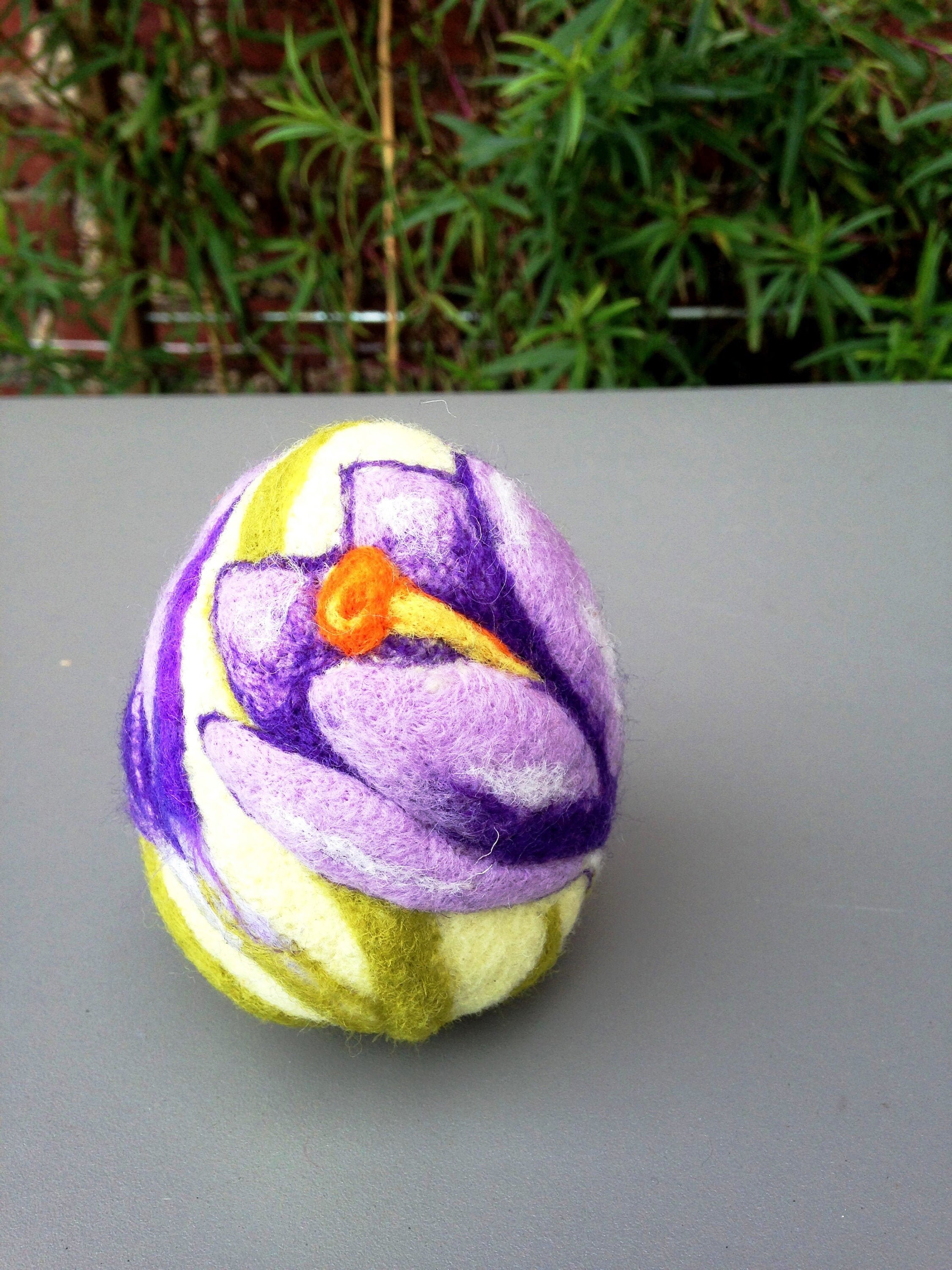 Oeuf Senti d'aiguille de Pâques Crocus, Ornement Pâques,