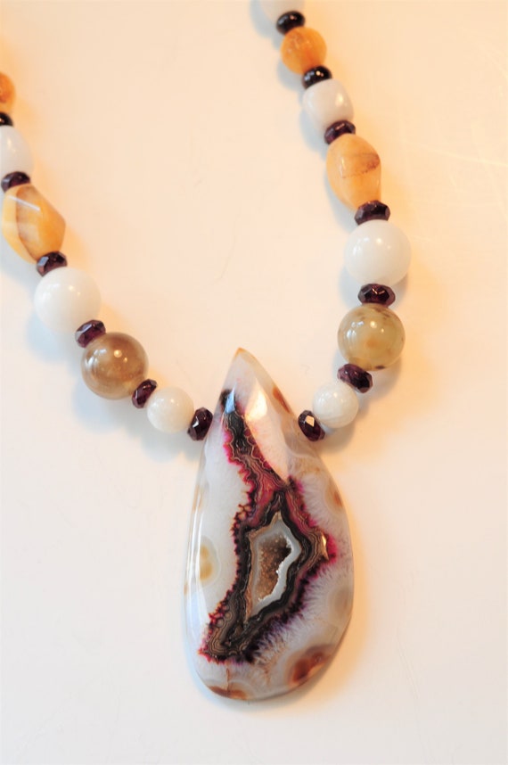 Rich Agate and Gemstone Necklace