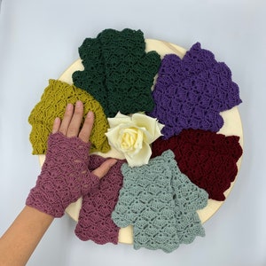 Handgebreide wanten. Gehaakte wollen vingerloze wanten. Wollen vingerloze wanten. Gehaakte vingerloze wanten Vingerloze handschoenen Perfect cadeau